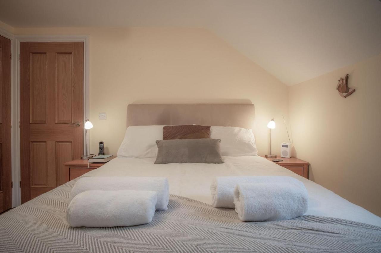 Llais Afon - 3 Bedroom Holiday Home - Fishguard Luaran gambar