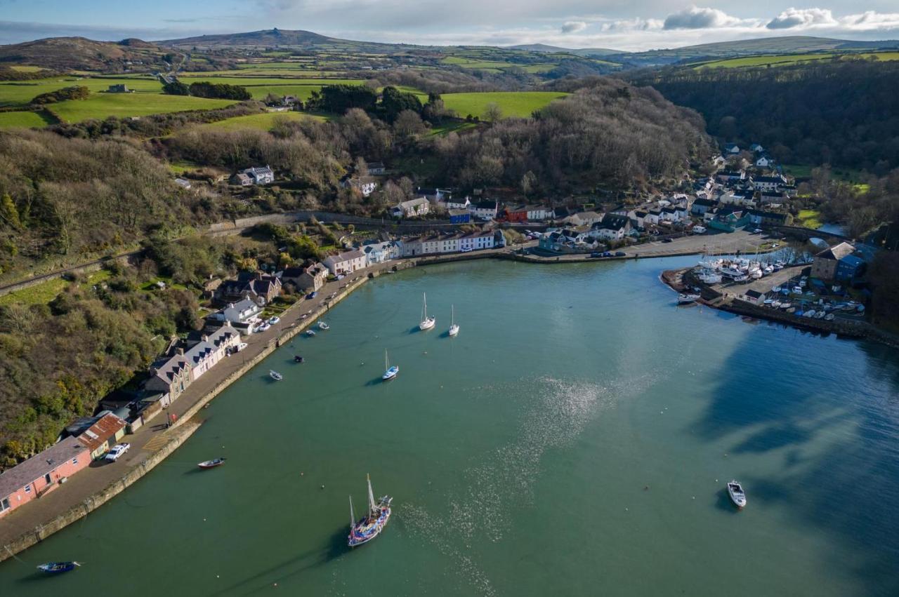 Llais Afon - 3 Bedroom Holiday Home - Fishguard Luaran gambar